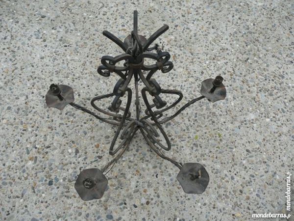 Lustre 30 Le Pontet (84)