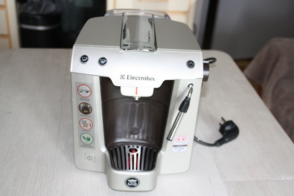 Machine � caf� � Capsule 85 Draguignan (83)