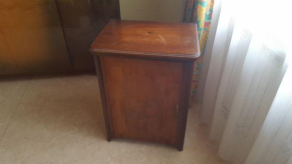 MACHINE A COUDRE SINGER 50 Norroy-le-Veneur (57)