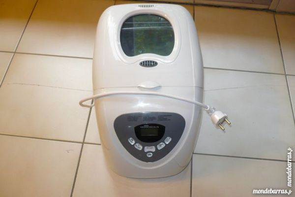 MACHINE A PAIN XBM 838 30 Les Essarts-le-Roi (78)