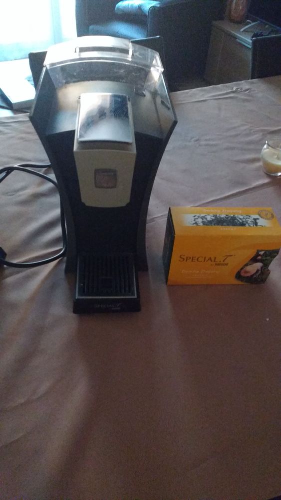 machine � th� sp�cial T 35 Salon-de-Provence (13)