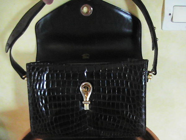 sac a main gucci 1000 Colombiers (61)