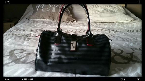 Sac a main noir TEXIER 20 Montreuil-sur-Loir (49)