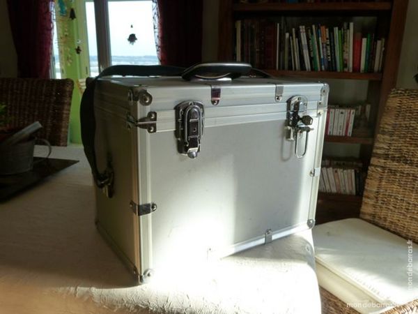 Malette transport materiel photo ou autre 40 Soyons (07)