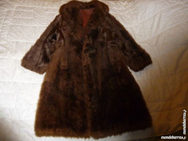 Manteau fourrure synth�tique 30 Marseille 12 (13)