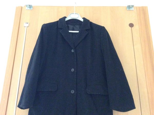 Manteau noir en laine 15 Lille (59)