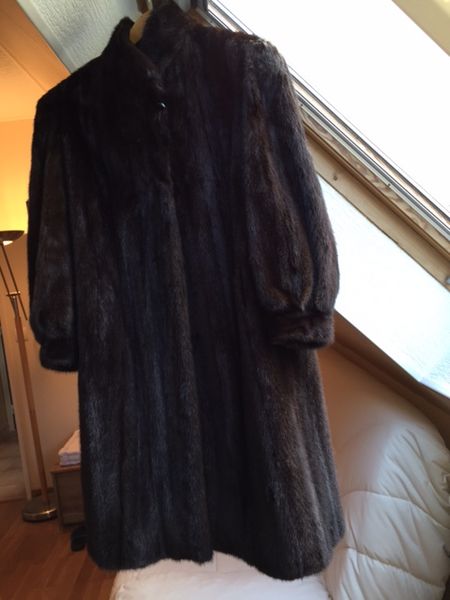 Manteau de vison T42 0 Champs-sur-Marne (77)