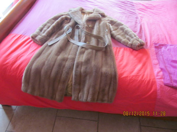 manteau 30 Villeneuve-l�s-Avignon (30)