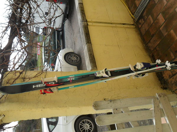 SKI  marque  HEAD 0 Maureillas-las-Illas (66)