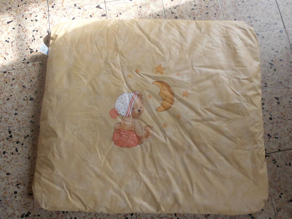 MATELAS A LANGER 75X85 20 Dom�rat (03)