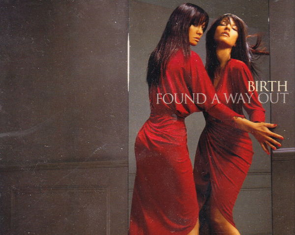 Maxi CD Birth - Found a way out NEUF blister
2 Aubin (12)