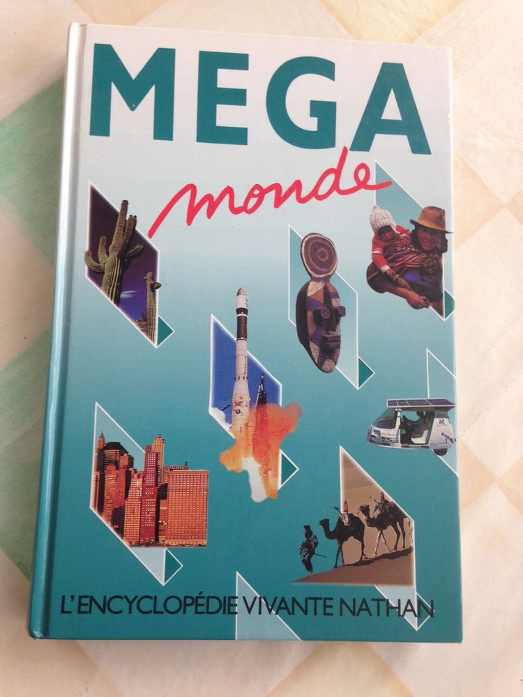 MEGA MONDE - l'encyclop�die vivante Nathan 8 Strasbourg (67)