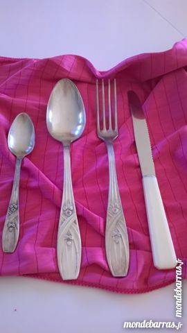 m�nag�re en m�tal argent� 30 Sens (89)