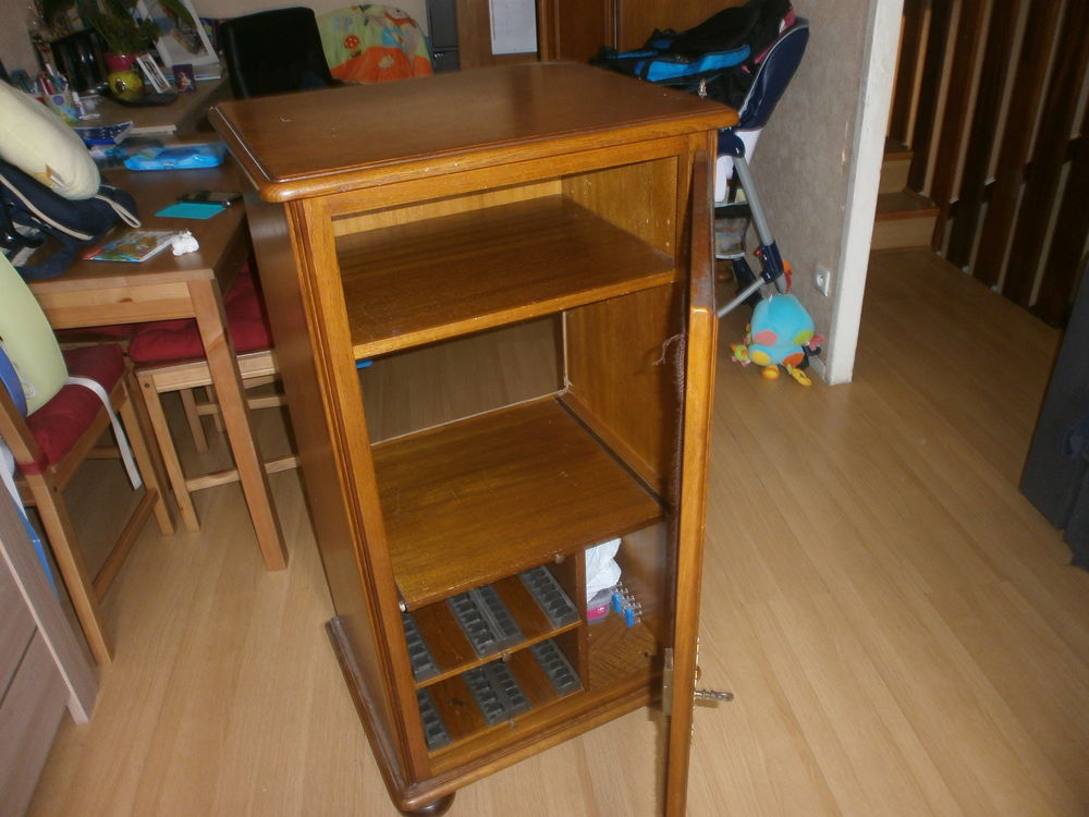 meuble hifi en ch�ne 45 Brest (29)