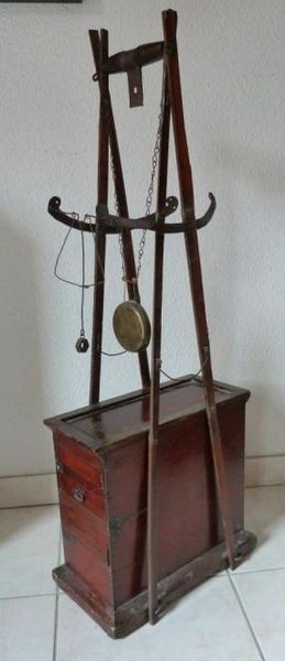 Meuble de m�tier bijoutier itin�rant Chine 160 Grenoble (38)