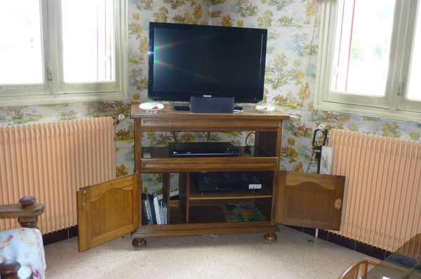 meuble t�l� 100 Villadin (10)