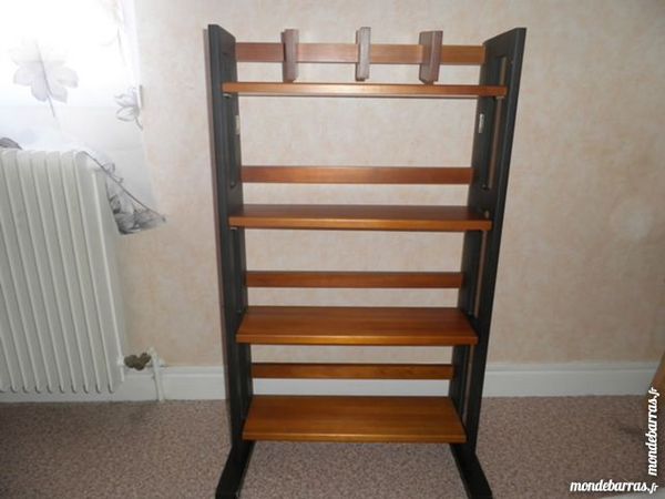 MEUBLE  CD 20 Le Creusot (71)