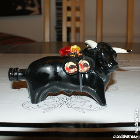 Mignonnette Espagnole de forme taureau 5 Cabestany (66)