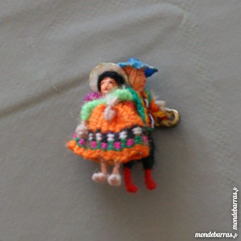 Mini broche en tissus p�ruviens 2 Cabestany (66)