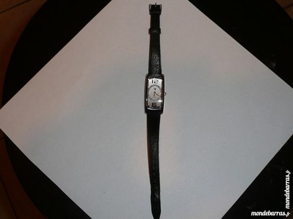 Montre dame de marque Lip quartz 25 Bordeaux (33)