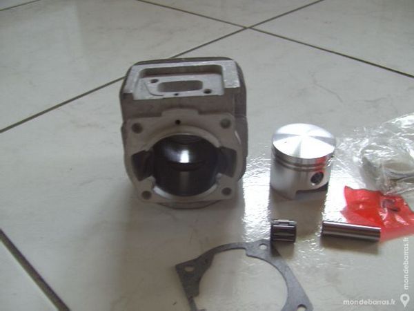 Moteur d�broussailleuse 52cc cylindre,piston,segmt 80 Sainte-Sigol�ne (43)