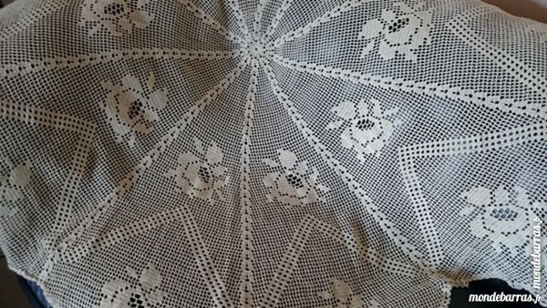 + Nappe ronde crochet 145 cm diam�tre fait mains 82 Quetigny (21)