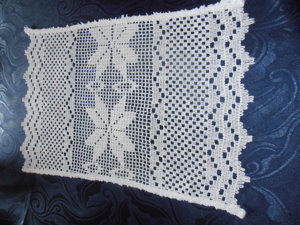 Napperon 46 (79) 3 Tours (37)