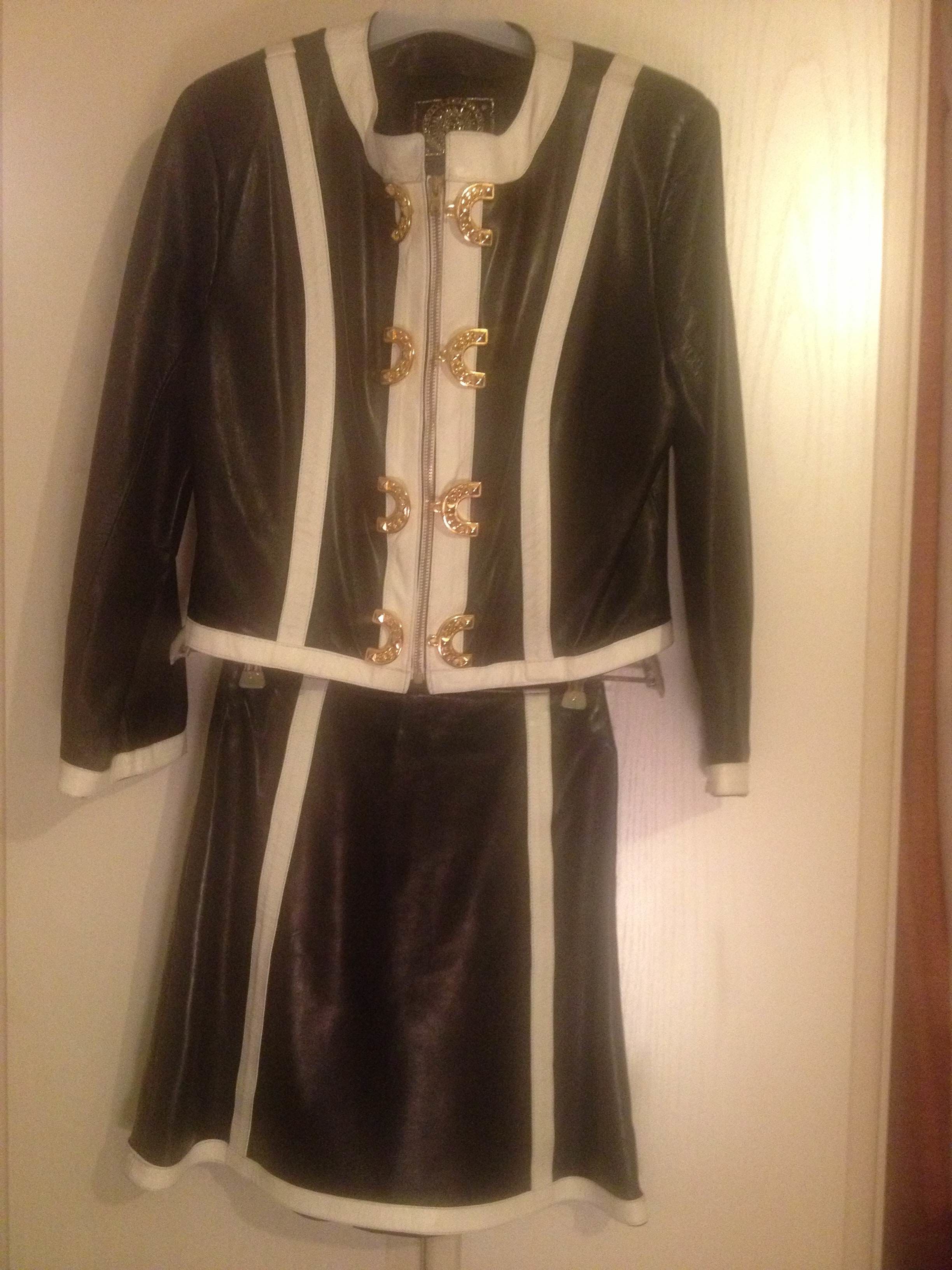 Noel approche .
Tailleur en agneau neuf . 100 Le Creusot (71)