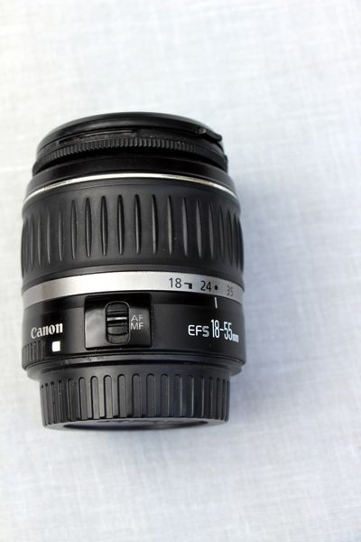 Objectif  Canon  18-55 80 Lucenay-l'�v�que (71)