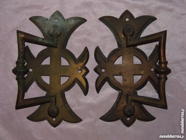 Objet curiosit� 2 poign�es piano cercueil gothique 30 Dunkerque (59)
