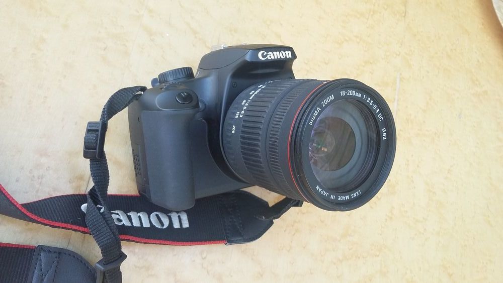 optique SIGMA ZOOM 18-200 mm avec boitier canon EOS 1000D , 100 Mennecy (91)