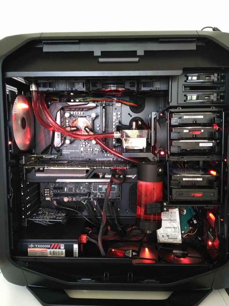Ordinateur haute gamme i7 6700K (sous garantie) 1800 Rueil-Malmaison (92)