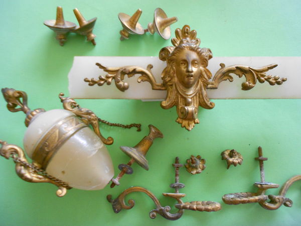 ornements pour pendule 0 Beauvais (60)