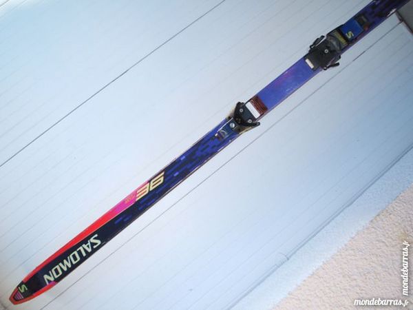 PAIRES DE SKIS 30 Sanary-sur-Mer (83)