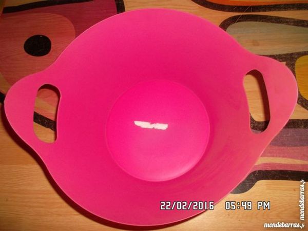 pani�re rose en pvci60230 2 Chambly (60)