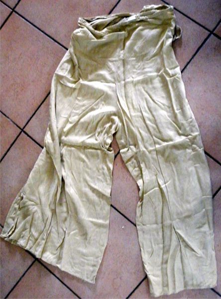 pantalon beige qui se noue a la taille 7 Viriat (01)