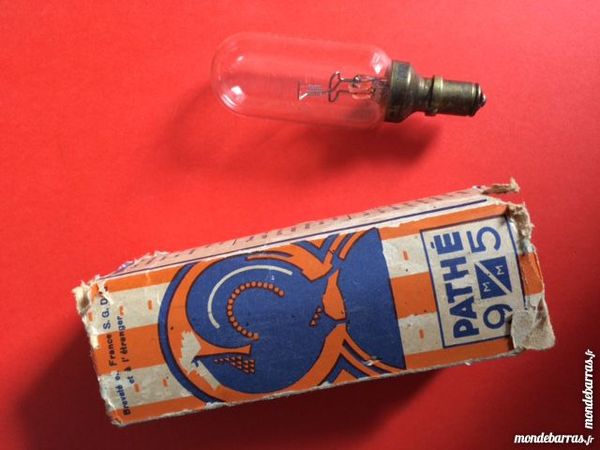 Path� Baby lampe de projection 39 Nice (06)