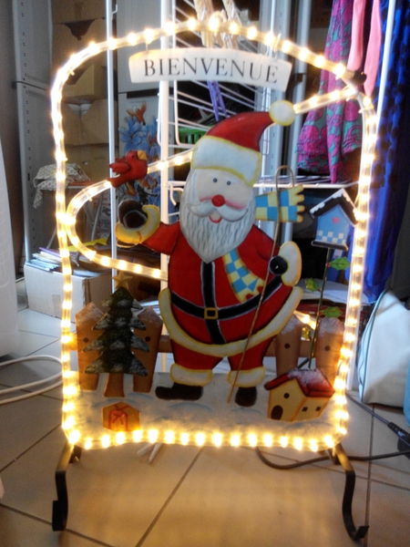 P�re Noel BIENVENUE LUMINEUX 10 Saint-Pierre (97)