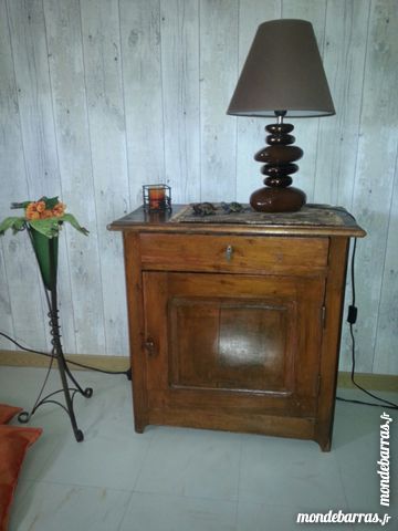 Petit Meuble en bois de rangement 1 porte 30 Givors (69)