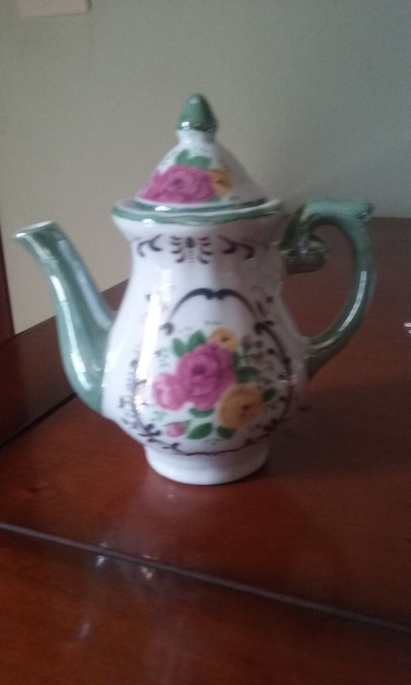 Petit pichet miniature 12 L�signy (77)