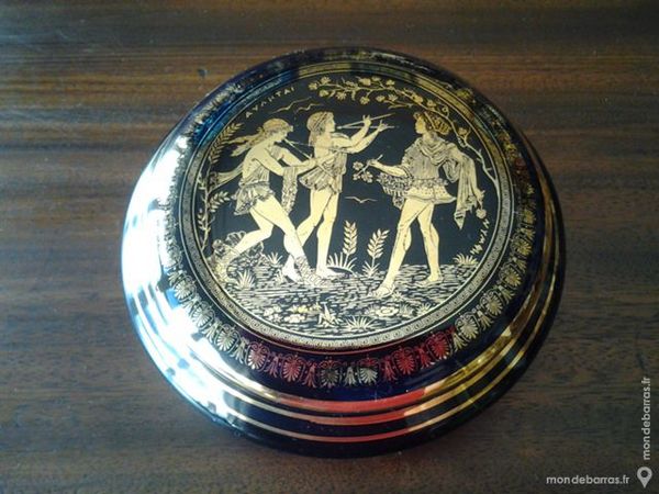 Petite boite ronde c�ramique - 3 ephebes grecs 12 Lyon 6 (69)