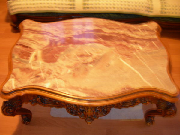 petite table 80 Le Beausset (83)