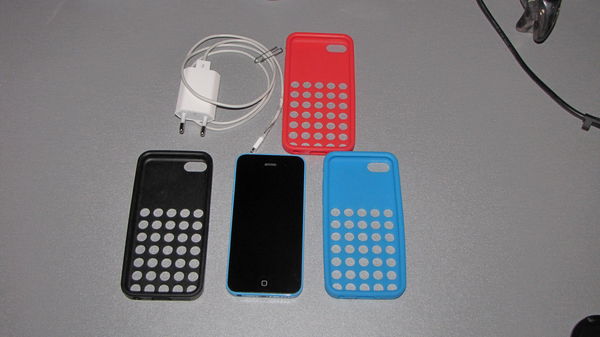I PHONE 5 C 200 La Cr�che (79)