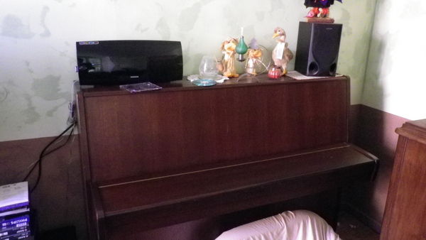 Piano droit d'�tude KLINGMANN 400 Saverne (67)