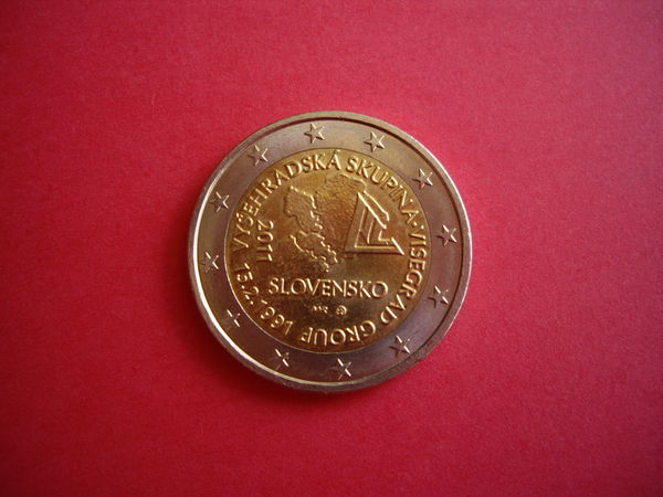 pi�ce de monnaie de 2 euros Slovaquie 2011 2 Trans-en-Provence (83)