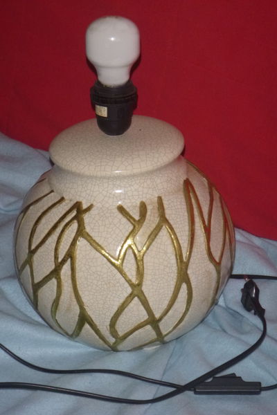 pied de lampe ivoire avec dorure 8 Les Sorini�res (44)