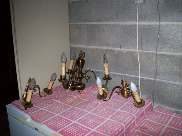 PLAFONNIER    EN    BRONZE 30 Saint-Germain-du-Bel-Air (46)