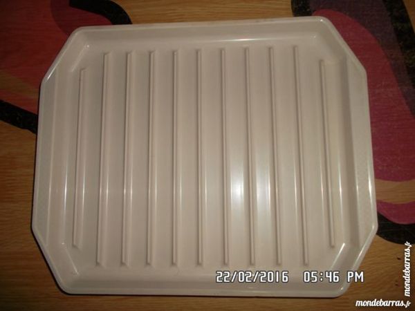 plateau stri� en pvc 1 Chambly (60)