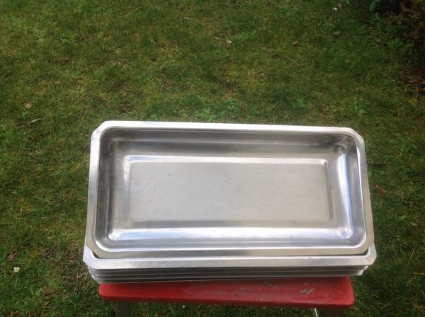 Plats en inox 20 Arcueil (94)