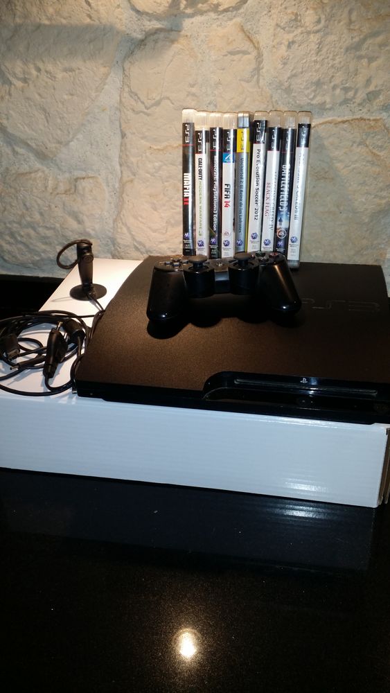 Playstation 3 + Jeux + Accessoires 80 Montesquieu-des-Alb�res (66)